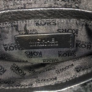 Michael Kors Bags - Michael Kors black leather Crossbody purse Michael Kors Bags - Michael Kors black leather Crossbody purse